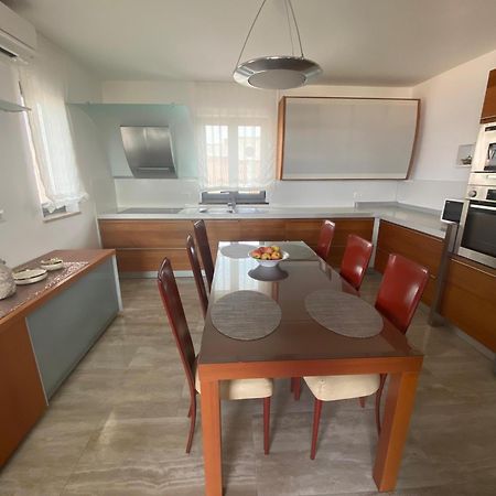 Apartments Luana With Private Jacuzzi Zadar Exterior foto